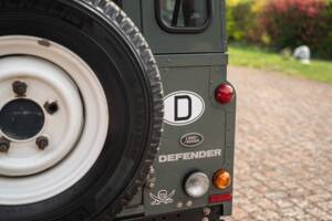 Image 16/42 of Land Rover Defender 90 (2015)