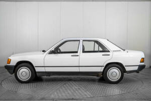 Bild 9/50 von Mercedes-Benz 190 D (1985)