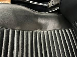 Image 11/35 de Alfa Romeo 2000 GT Veloce (1975)