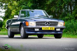 Immagine 19/60 di Mercedes-Benz 420 SL (1987)