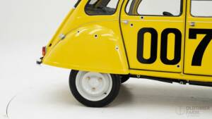 Image 11/15 de Citroën 2 CV 6 (1980)