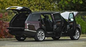 Image 24/50 of Land Rover Range Rover V8 SV Autobiography (2018)