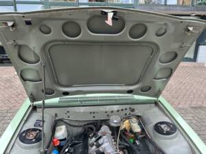 Image 75/80 of Peugeot 504 TI (1976)