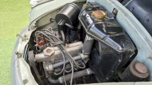 Image 57/60 of FIAT 500 C Belvedere (1954)