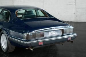 Image 19/50 of Jaguar XJS 5.3 V12 (1993)