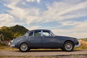 Image 7/50 of Daimler 2.5 Litre V8 (1965)