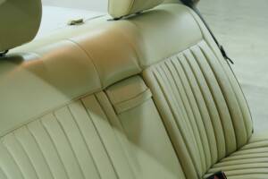 Bild 39/50 von Mercedes-Benz 380 SE (1984)