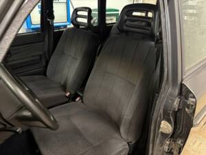 Imagen 8/16 de Volvo 245 GL (1993)