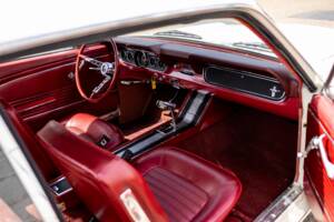 Image 34/50 of Ford Mustang 200 (1966)