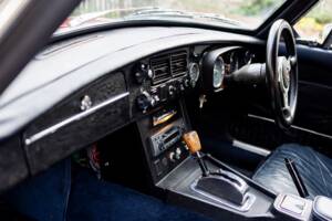 Image 22/39 de MG MGB GT (1972)