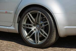 Bild 27/50 von Audi RS4 Avant (2006)