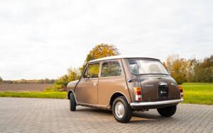 Immagine 5/36 di Innocenti Mini 1001 Export (1972)