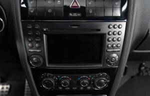 Immagine 33/36 di Mercedes-Benz G 500 (SWB) (2011)