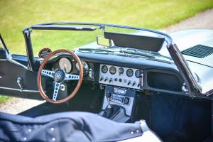 Carosseria_Classica_de_Jaguar_E-Type_1963_Serie1Roadster_17