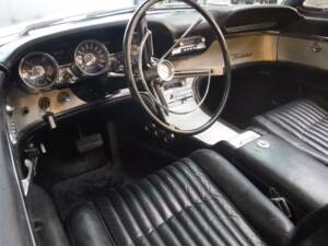 Bild 10/43 von Ford Thunderbird (1962)