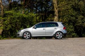 Bild 20/50 von Volkswagen Golf V GTI (2006)