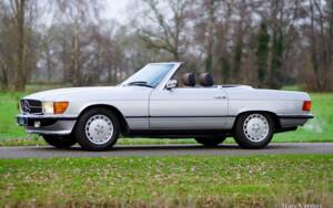 Bild 10/59 von Mercedes-Benz 280 SL (1985)