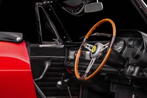 Image 13/28 of Ferrari 275 GTS (1965)