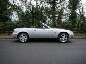 Afbeelding 7/23 van Mazda MX-5 1.8 (1997)