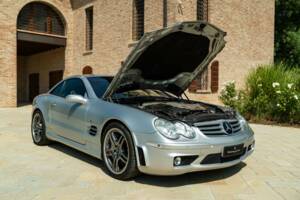 Immagine 39/50 di Mercedes-Benz SL 65 AMG (2005)