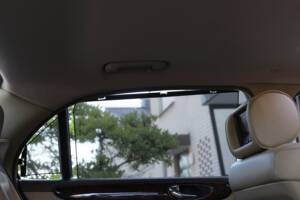 Imagen 65/77 de Jaguar XJ 8 4.2 (2005)