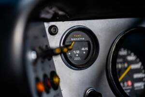 Image 14/50 of Ferrari Dino 308 GT4 (1977)