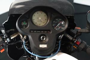 Image 24/33 de Moto Guzzi DUMMY (1990)