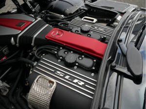 Immagine 17/30 di Mercedes-Benz SLR McLaren (2009)