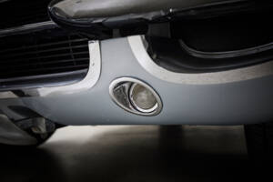 Image 23/78 of Chevrolet Corvette (1962)