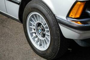 Image 13/50 of BMW 316 (1982)