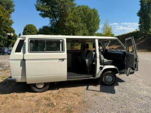 Bild 8/17 von Volkswagen T3 Multivan 1.6 TD (1990)