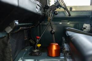 Bild 22/50 von Land Rover 88 (1980)