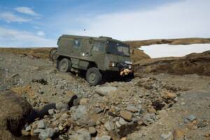 Image 64/68 of Steyr-Puch Pinzgauer 710 K (1973)