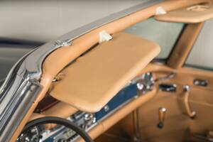 Bild 22/27 von Mercedes-Benz 280 SL (1969)