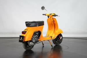Afbeelding 4/33 van Piaggio Vespa 50 N Special (1974)