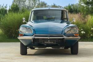 Bild 11/50 von Citroën DS 23 Break (1973)