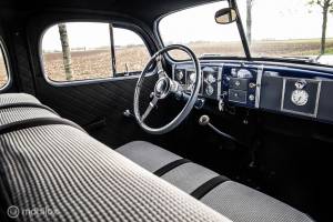 Image 24/46 of Studebaker President (1937)