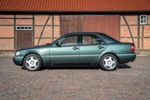 Bild 11/74 von Mercedes-Benz C 280 (1993)