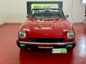 Image 23/50 de FIAT 124 Spider CS1 (1978)