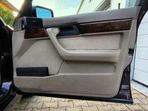 Bild 19/32 von BMW 520i (1994)