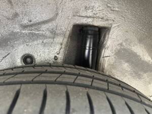 Bild 7/15 von Mercedes-Benz 190 E 2.3 (1990)