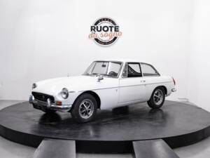 Bild 1/44 von MG MGB GT (1971)
