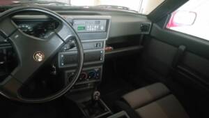 Image 30/51 of Alfa Romeo 75 1.8 Turbo (1991)