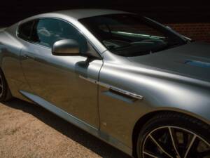 Image 26/96 of Aston Martin DB 9 GT "Bond Edition" (2015)