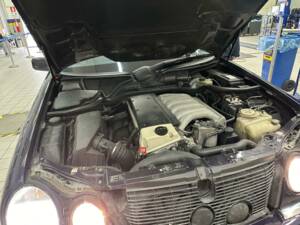 Afbeelding 6/12 van Mercedes-Benz E 300 Turbodiesel (1998)