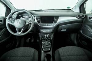 Image 7/50 de Opel Crossland X 1.2 Turbo (2020)