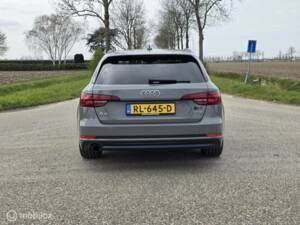 Image 13/38 of Audi A4 Avant 1.4 TFSI (2018)