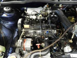 Image 6/10 de Volkswagen Golf Mk I Convertible 1.8 (1993)