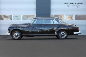 Imagen 4/39 de Mercedes-Benz 300 d (1961)