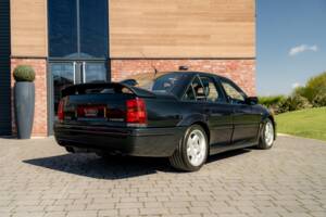 Image 64/75 of Lotus Carlton (1991)